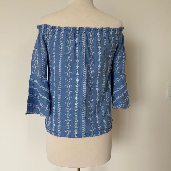 Koret Blue Off-Shoulder Blouse with White Embroidery // Size S - Picture 6 of 7